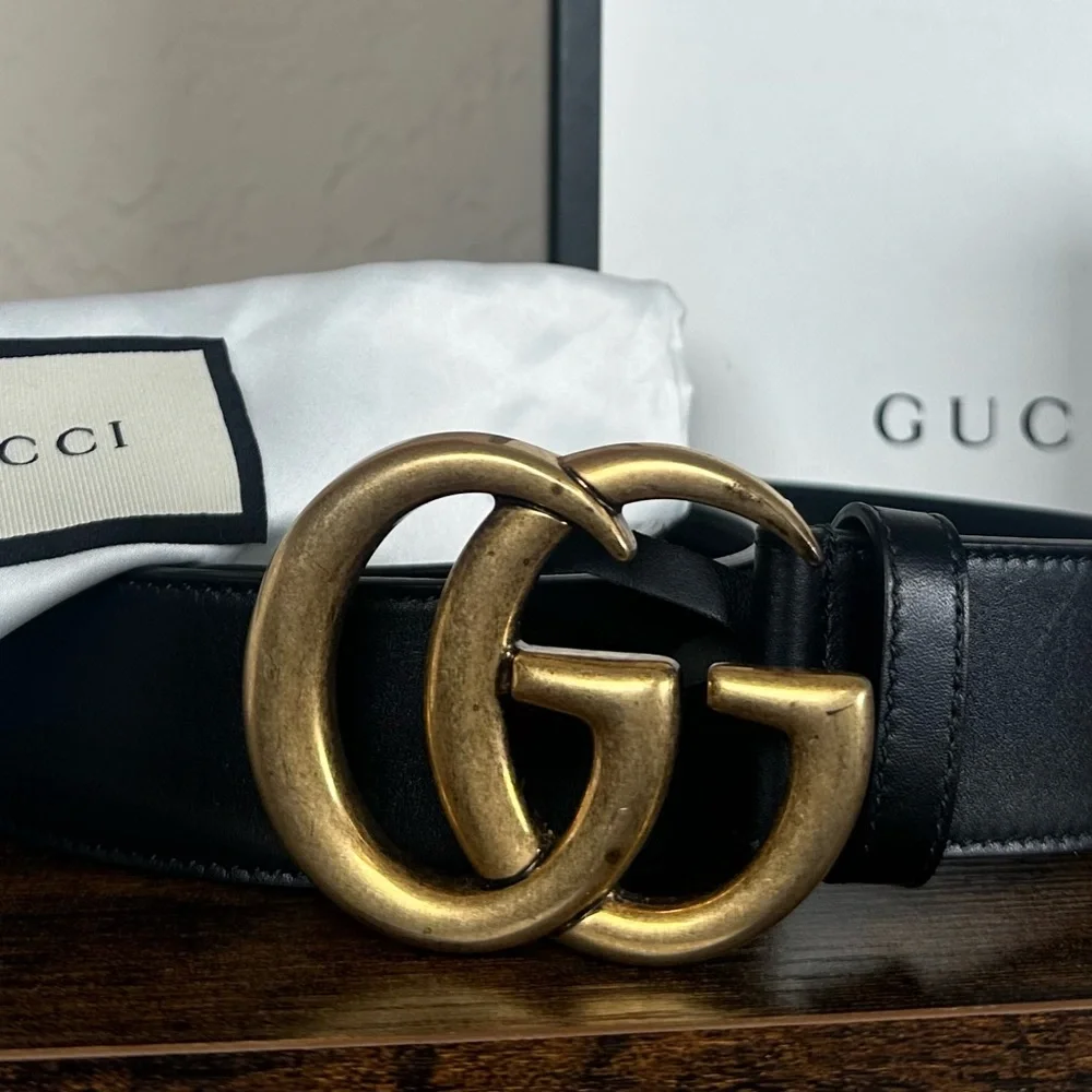Gucci Black Leather Belt with Antique Gold Double G Buckle